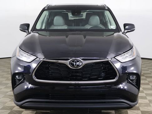 Used 2023 Toyota Highlander Limited AWD/4WD image 13