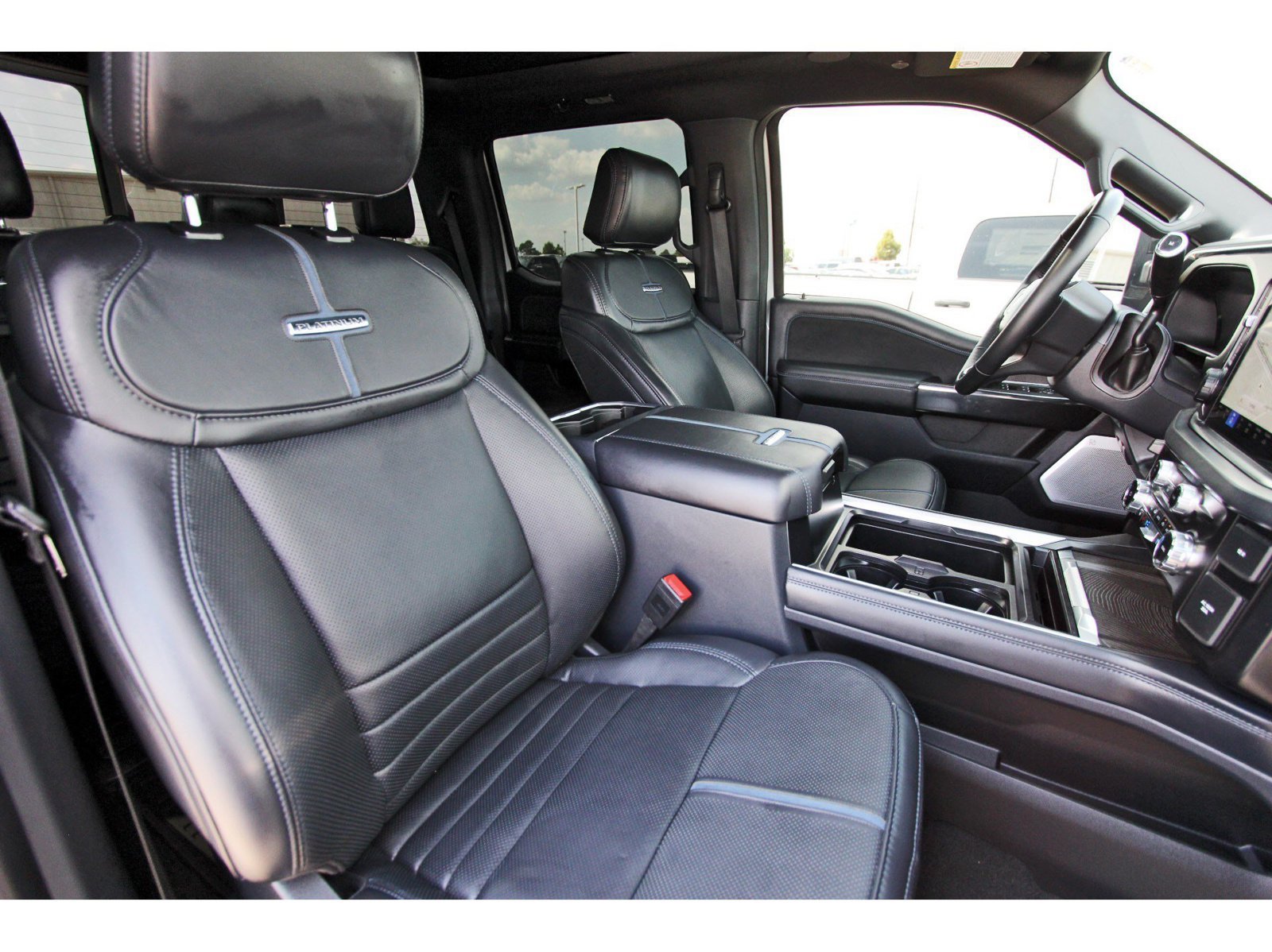 Used 2025 Ford F250 Platinum AWD/4WD image 34
