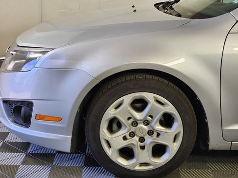 Used 2010 Ford Fusion SE FWD image 9
