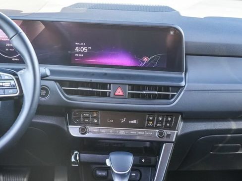 Certified 2025 Kia Seltos EX FWD image 14