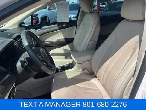 Used 2018 Lincoln MKC Reserve AWD/4WD image 16