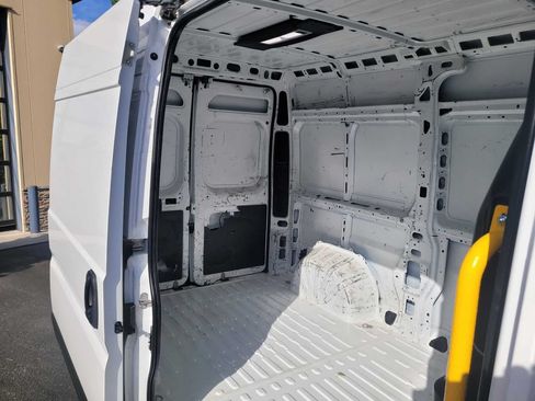 Used 2019 RAM ProMaster 2500 FWD image 37