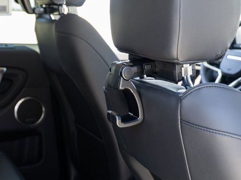 Used 2024 Land Rover Discovery Sport S image 25