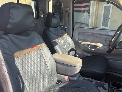 Used 2003 Toyota Tacoma PreRunner RWD image 37