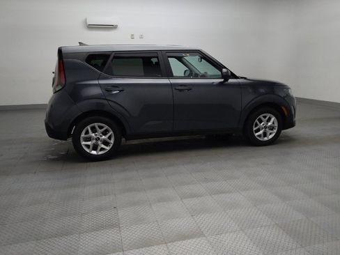 Used 2025 Kia Soul LX image 10