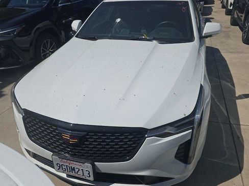 Used 2023 Cadillac CT4 Luxury image 2