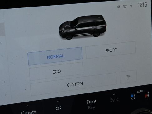 Used 2025 Lexus TX 500h AWD w/ Technology Package image 32