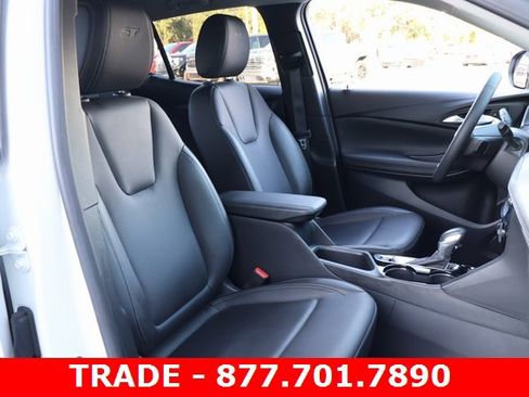 Certified 2024 Buick Encore GX Sport Touring image 19