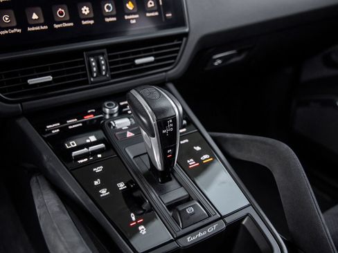 Certified 2022 Porsche Cayenne Turbo GT AWD/4WD image 33