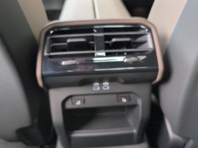 New 2027 BMW 530i xDrive w/ M Sport Package AWD/4WD image 33