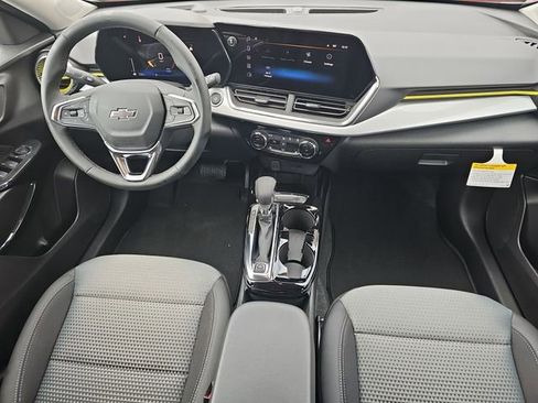 New 2026 Chevrolet Trax LT w/ Driver Confidence Package image 19