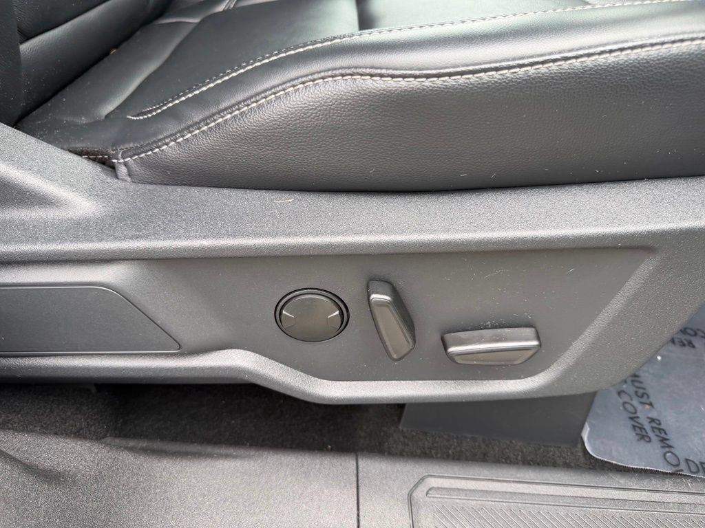 Used 2025 Ford Bronco Outer Banks AWD/4WD image 35