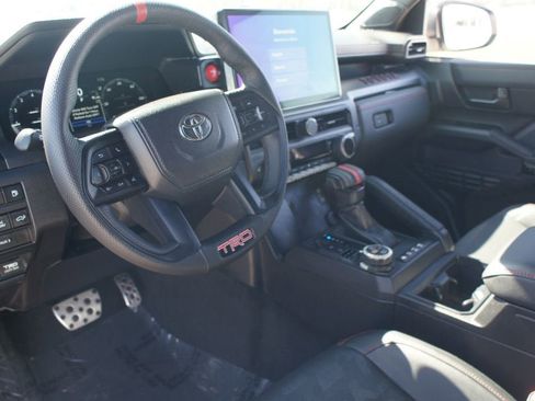 Used 2024 Toyota Tacoma TRD Pro image 15