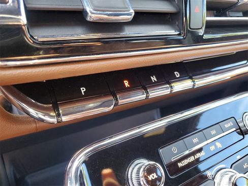 Certified 2023 Lincoln Navigator L Reserve image 29