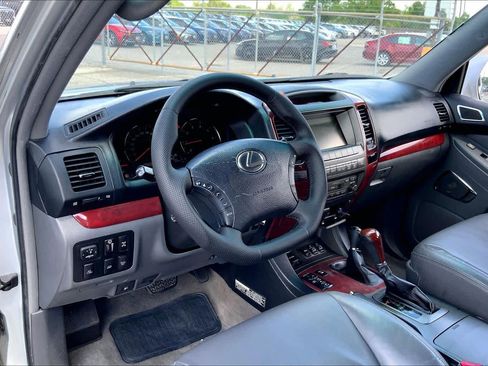 Used 2008 Lexus GX 470 image 16