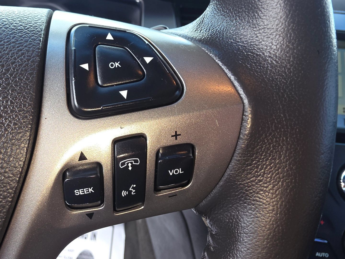 Used 2016 Ford Taurus SHO AWD/4WD image 22