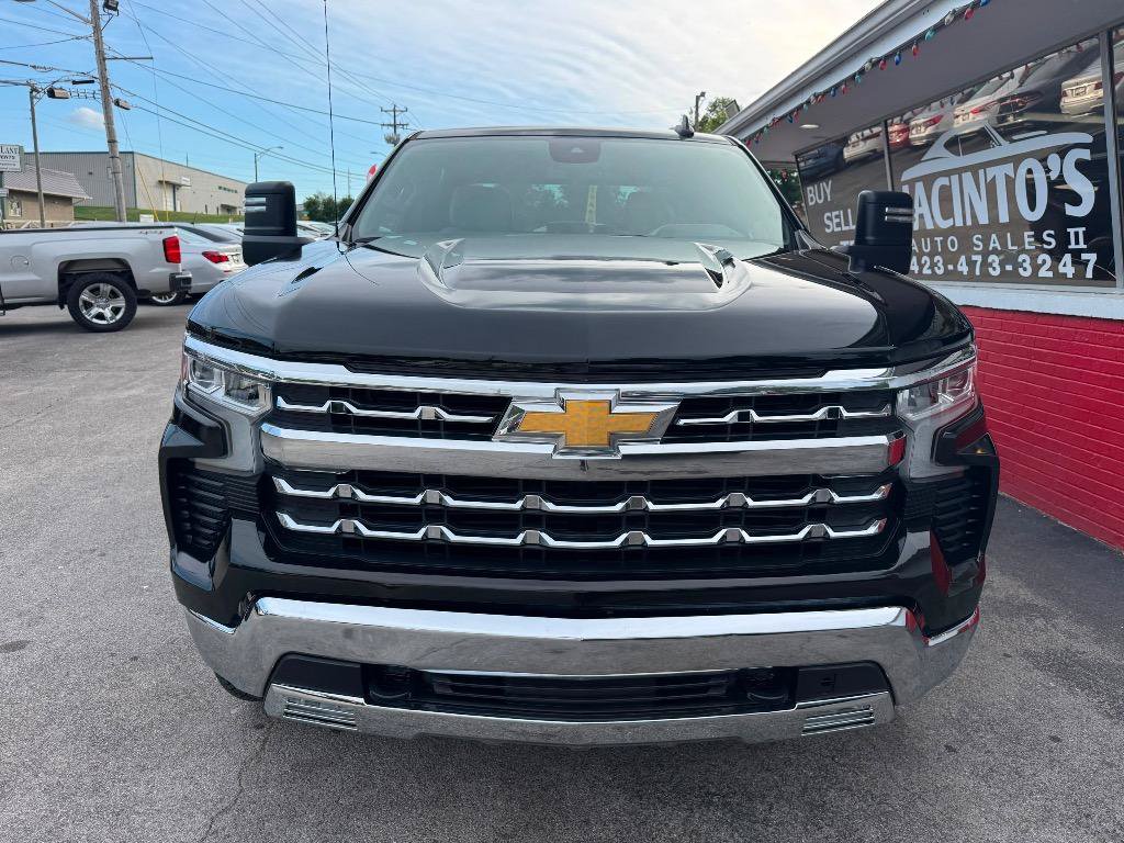 Used 2024 Chevrolet Silverado 1500 LT w/ Max Trailering Package AWD/4WD image 4