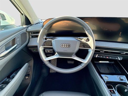 New 2026 Audi Q3 quattro 2.0T image 11