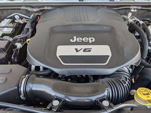 Used 2018 Jeep Wrangler Sport w/ Quick Order Package 24W image 49