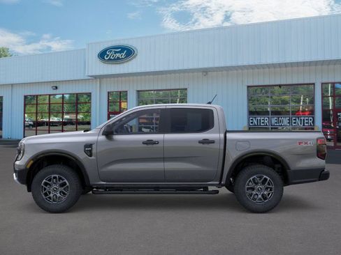 Used 2025 Ford Ranger XLT w/ FX4 Off-Road Package image 3