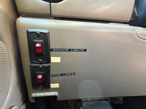 Used 2000 Ford E-350 and Econoline 350 Extended Super Duty RWD image 20