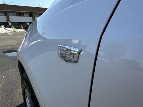 Certified 2022 Cadillac XT5 Premium Luxury image 12