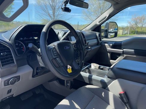 Used 2020 Ford F250 XLT w/ XLT Value Package image 12