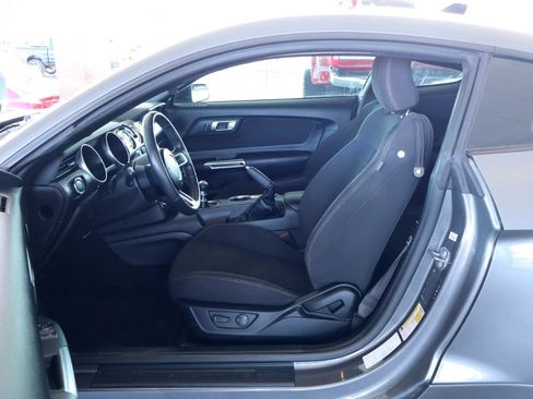 Used 2021 Ford Mustang Coupe RWD image 15
