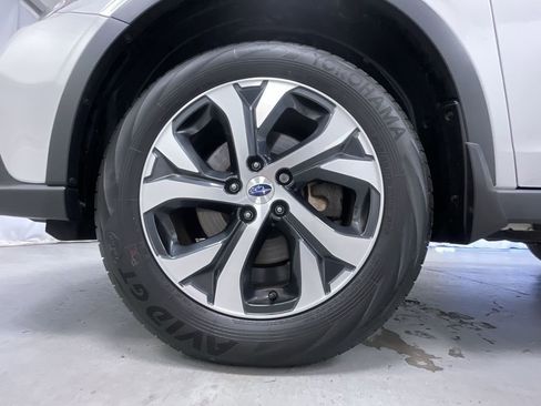 Used 2022 Subaru Outback Limited image 13