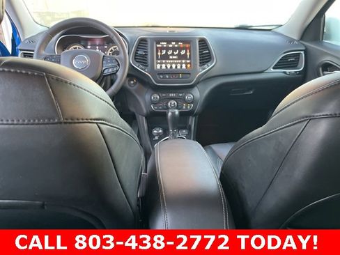 Used 2023 Jeep Cherokee Altitude Lux image 16