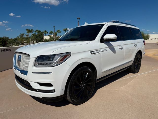 Used 2021 Lincoln Navigator Reserve AWD/4WD image 3