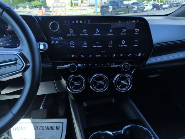 Used 2024 Chevrolet Blazer EV LT AWD/4WD image 18