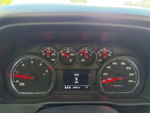Used 2024 Chevrolet Silverado 2500 Custom w/ Custom Value Package AWD/4WD image 9
