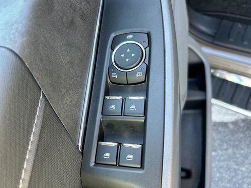 New 2025 Ford F150 XLT w/ Equipment Group 303A High image 17