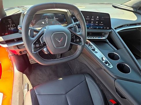 Used 2026 Chevrolet Corvette Stingray Coupe w/ 1LT RWD image 13