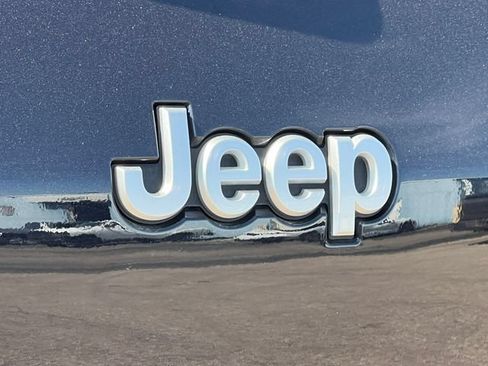 Used 2024 Jeep Grand Cherokee L Overland w/ Advanced Protech Group III AWD/4WD image 57