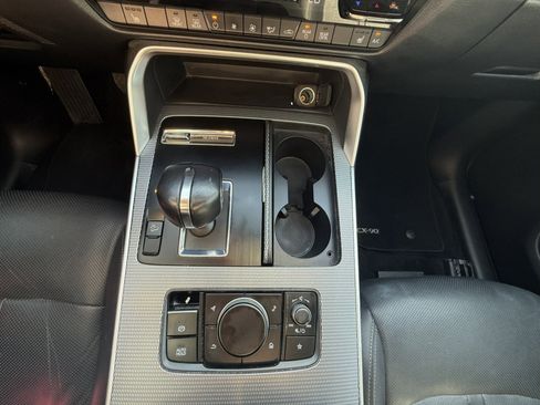 Used 2024 MAZDA CX-90 3.3 Turbo w/ Preferred Plus AWD/4WD image 17