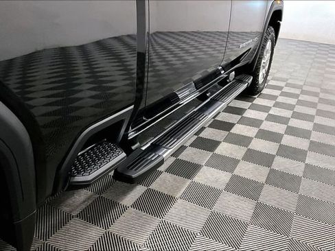 Used 2024 GMC Sierra 2500 SLT w/ SLT Premium Package image 42