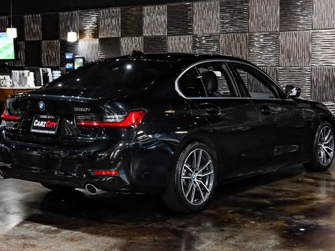 Used 2021 BMW 330i Sedan w/ Driving Assistance Package RWD image 8