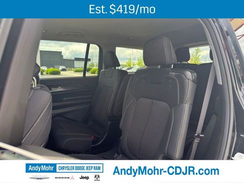 Used 2023 Jeep Grand Cherokee L Laredo w/ Luxury Tech Group I AWD/4WD image 27
