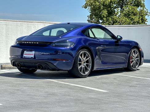 Used 2025 Porsche 718 Cayman GTS RWD image 7