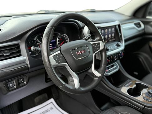 Used 2022 GMC Acadia SLE w/ Driver Convenience Package image 29