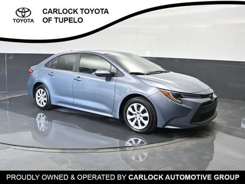 Used 2026 Toyota Corolla LE FWD image 6
