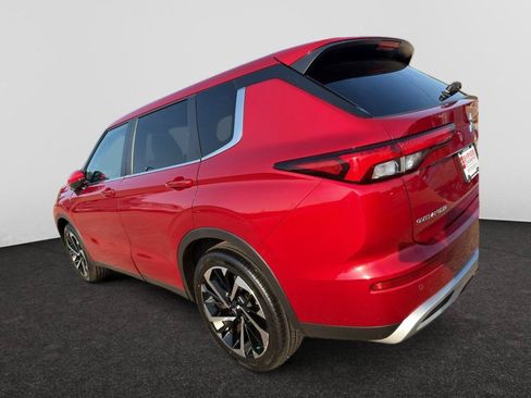 Used 2024 Mitsubishi Outlander SE FWD image 6