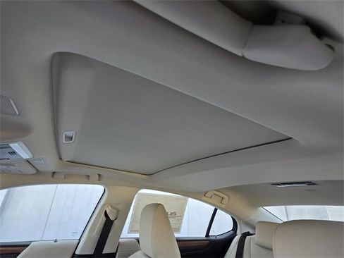 New 2025 Lexus ES 350 w/ Premium Package image 7