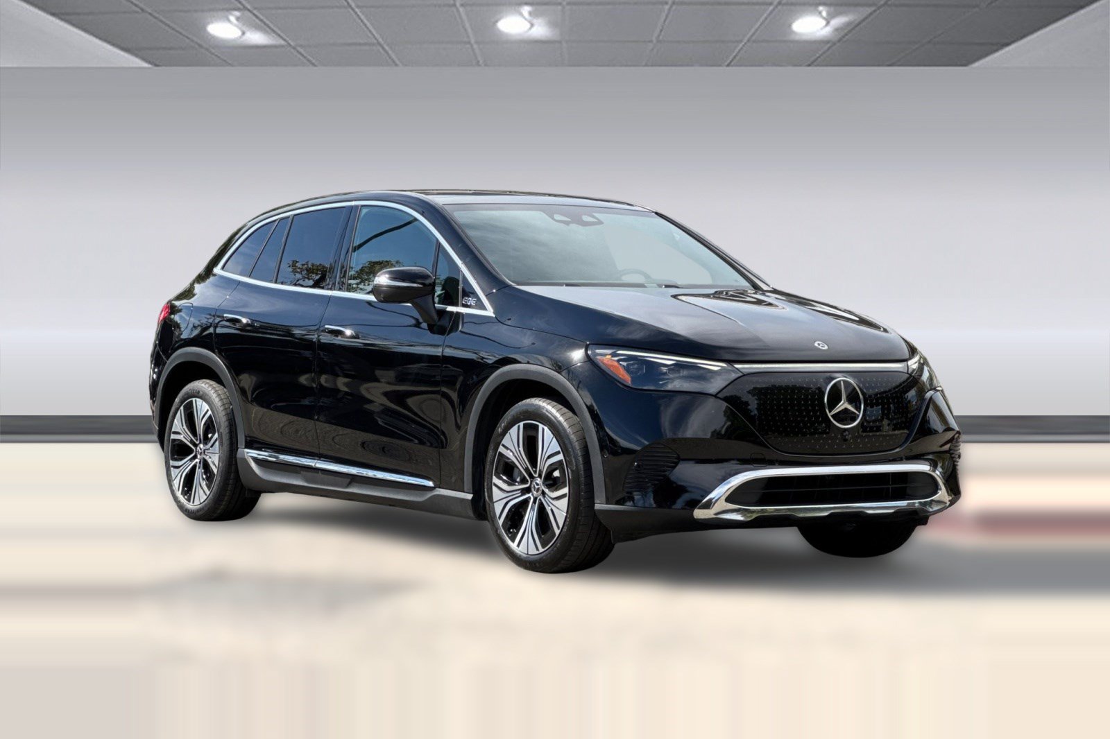 Used 2024 Mercedes-Benz EQE 350+ SUV image 7