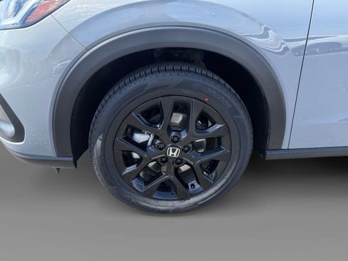Certified 2024 Honda HR-V Sport image 9