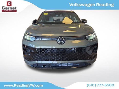 New 2026 Volkswagen Tiguan SE R-Line image 7