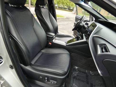 Used 2019 Toyota Mirai image 28