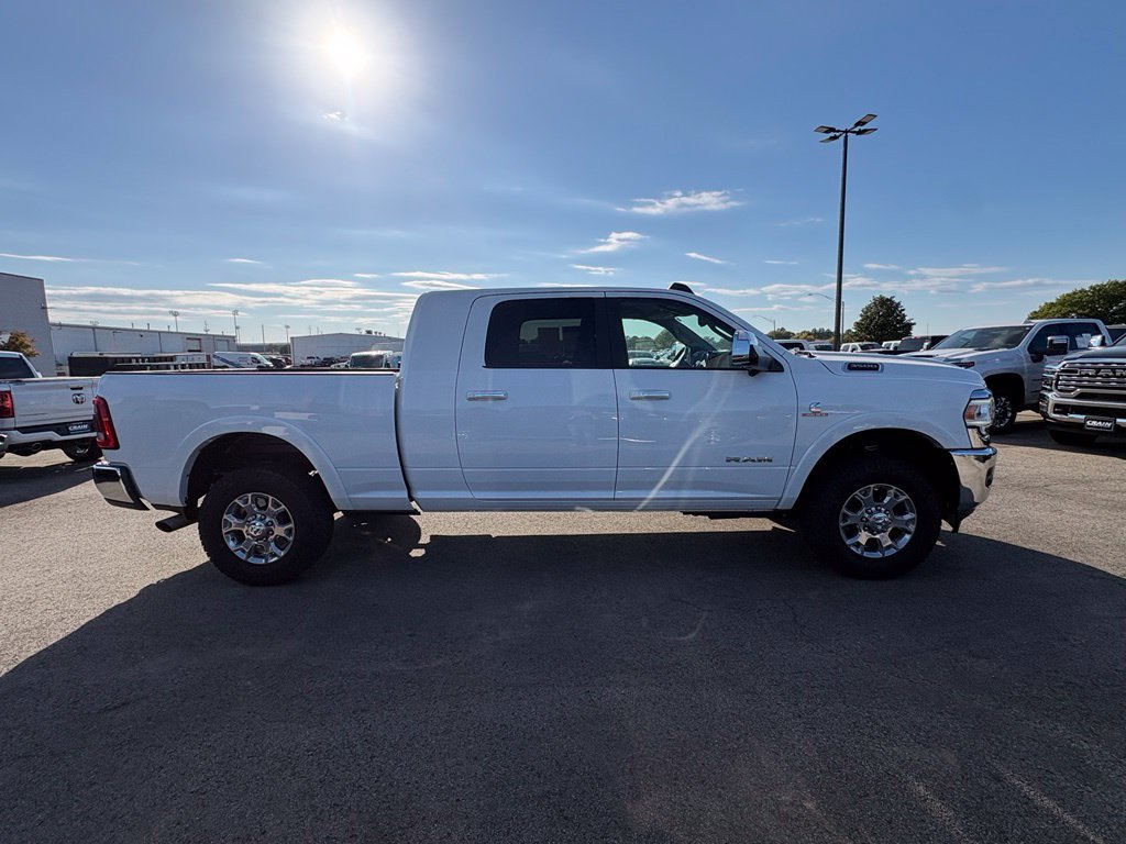 Used 2020 RAM 3500 Laramie AWD/4WD image 9